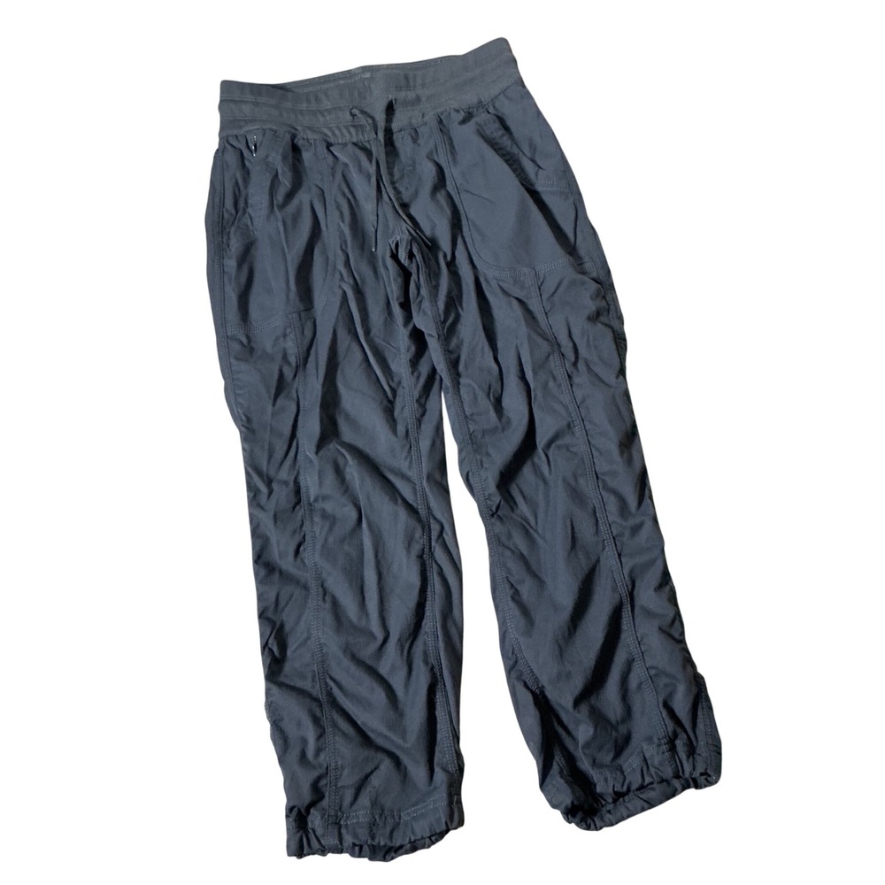 The North Face Aphrodite 2.0 Hiking Capri Pants Womens XS Grey NF0A2UO6 Gorpcore